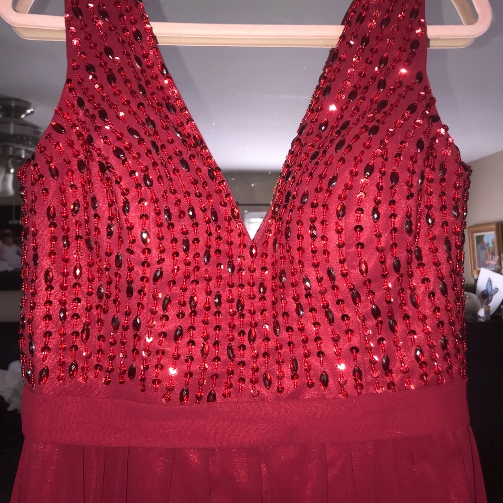 BRAND NEW GORGEOUS PROM DRESS